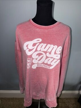 Pressbox Pink 'Game Day' Wolfpack Pullover Size Large